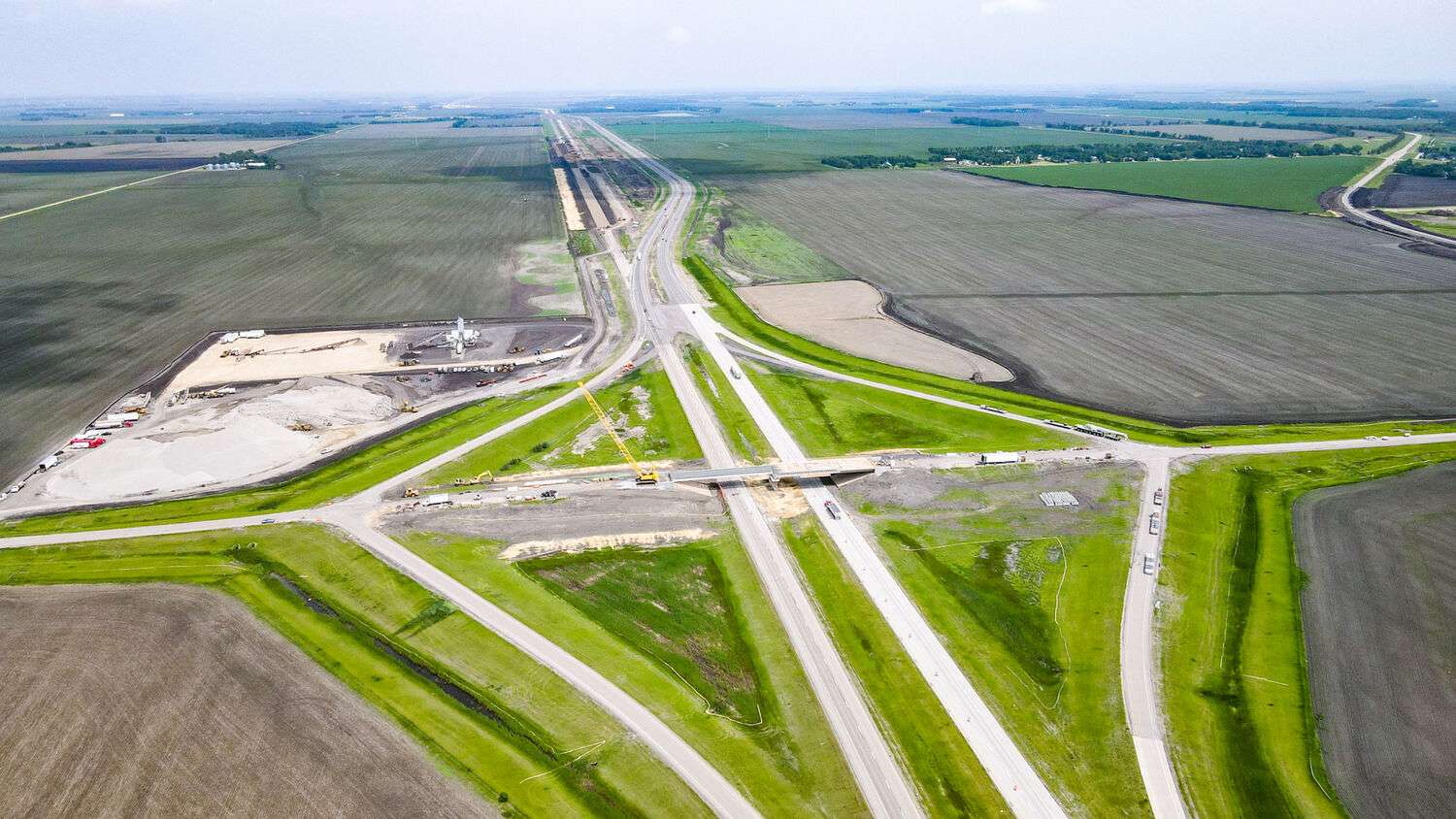 Grade raise project completed on i29 near Fargo, North Dakota engineering by Moore Engineering